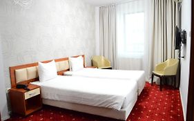 Lev or Hotel Bucharest